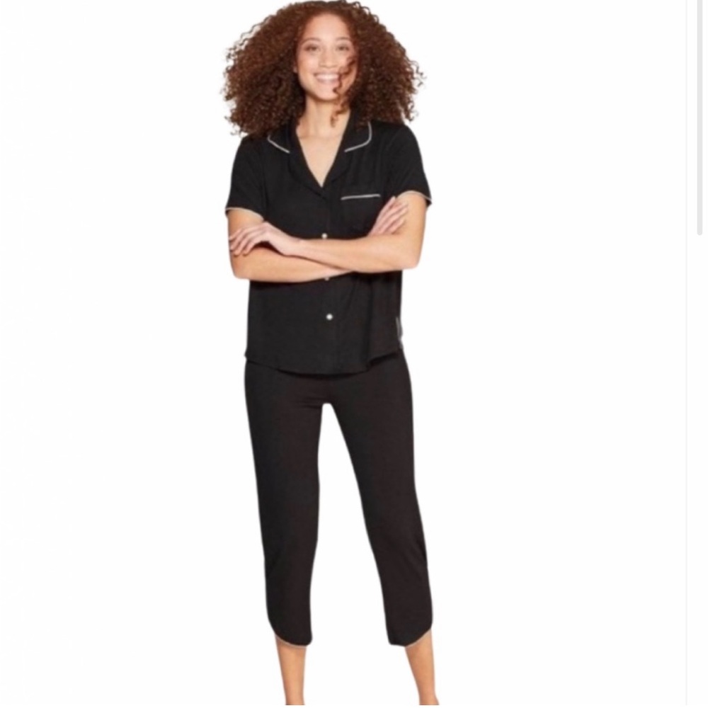 2 piece black pajama set